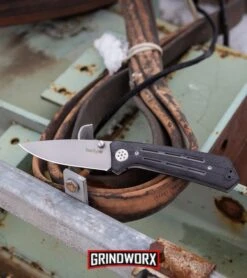 Kershaw Injection 3.5 Folding Knife - Bead Blast Plain -Grind worx Kershaw Injection 3.5 Liner Lock Knife Bead Blast 3830 BHQ 14794 kp lifestyle web large